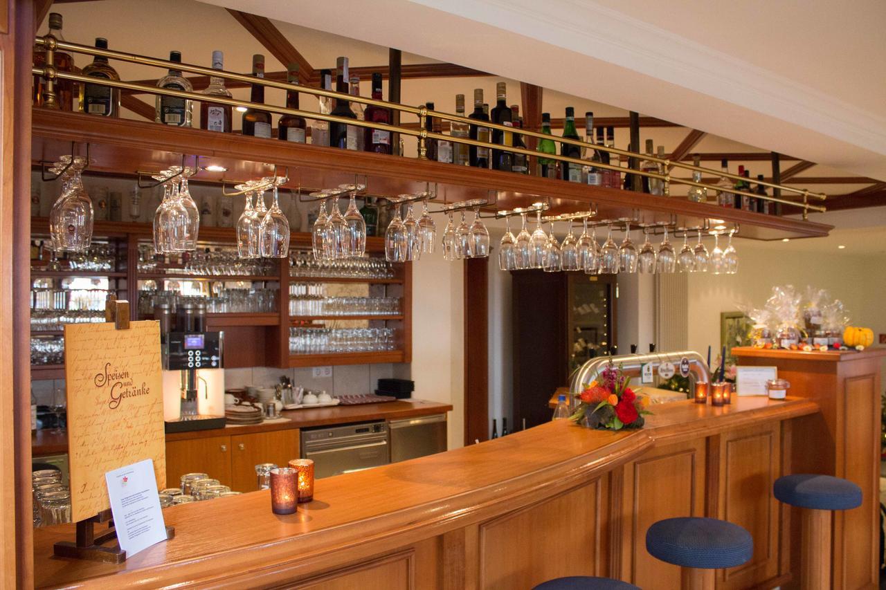 בורשהיד Hotel Schuetzenburg מראה חיצוני תמונה