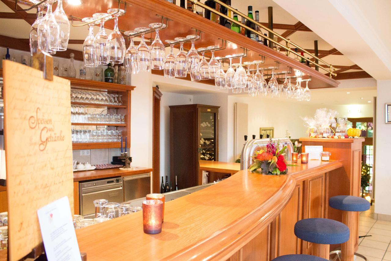 בורשהיד Hotel Schuetzenburg מראה חיצוני תמונה