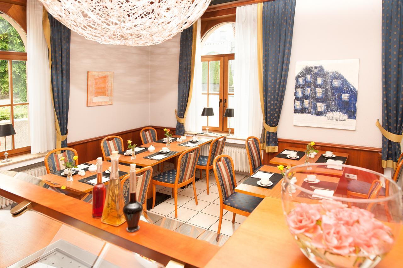 בורשהיד Hotel Schuetzenburg מראה חיצוני תמונה